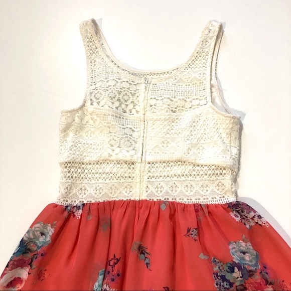 Trixxi Coral Print MiniDress With Crocheted Bodice - Picture 6 of 8